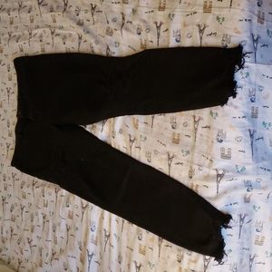 AEO Black Distressed Jeans Size 12 Short (EUC)